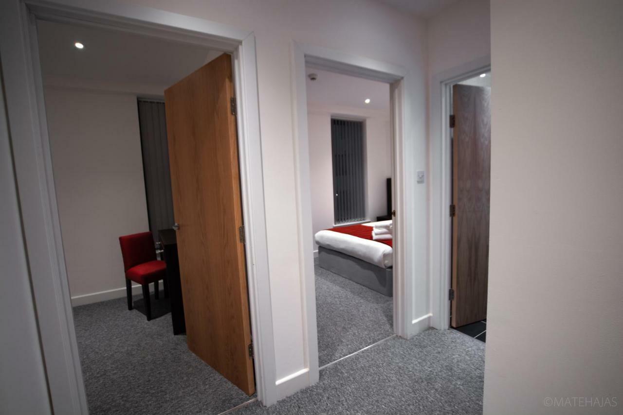 הית'רו Somerville Apartments London Heathrow מראה חיצוני תמונה